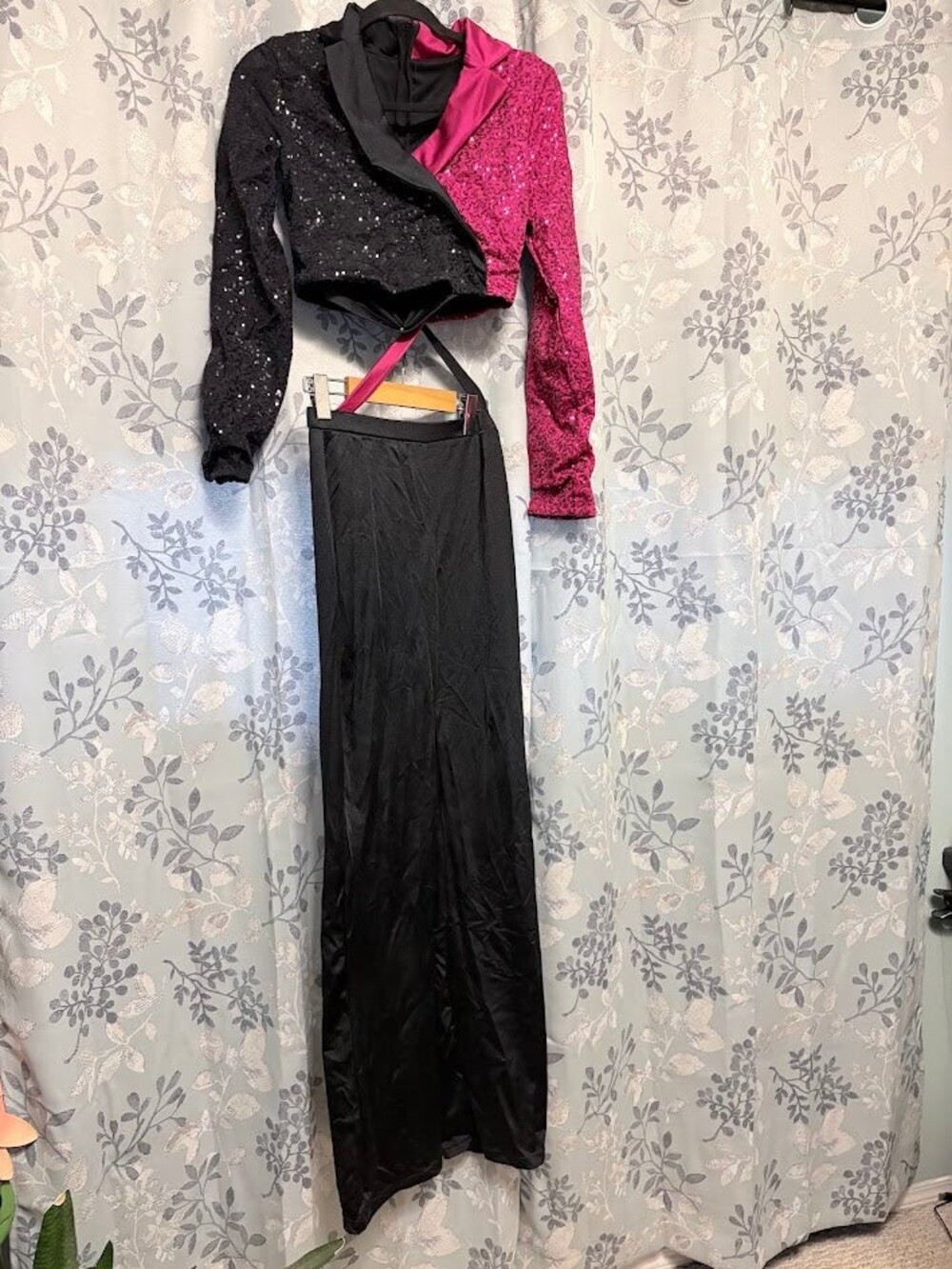 Dance Costume - Adult Medium - One Piece with Open Stomach, Black and Pink